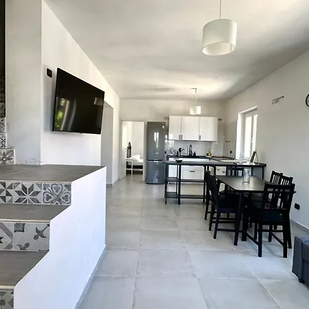 Lejlighed Se104 - Elegante Quadrilocale Comodo Ai Servizi *